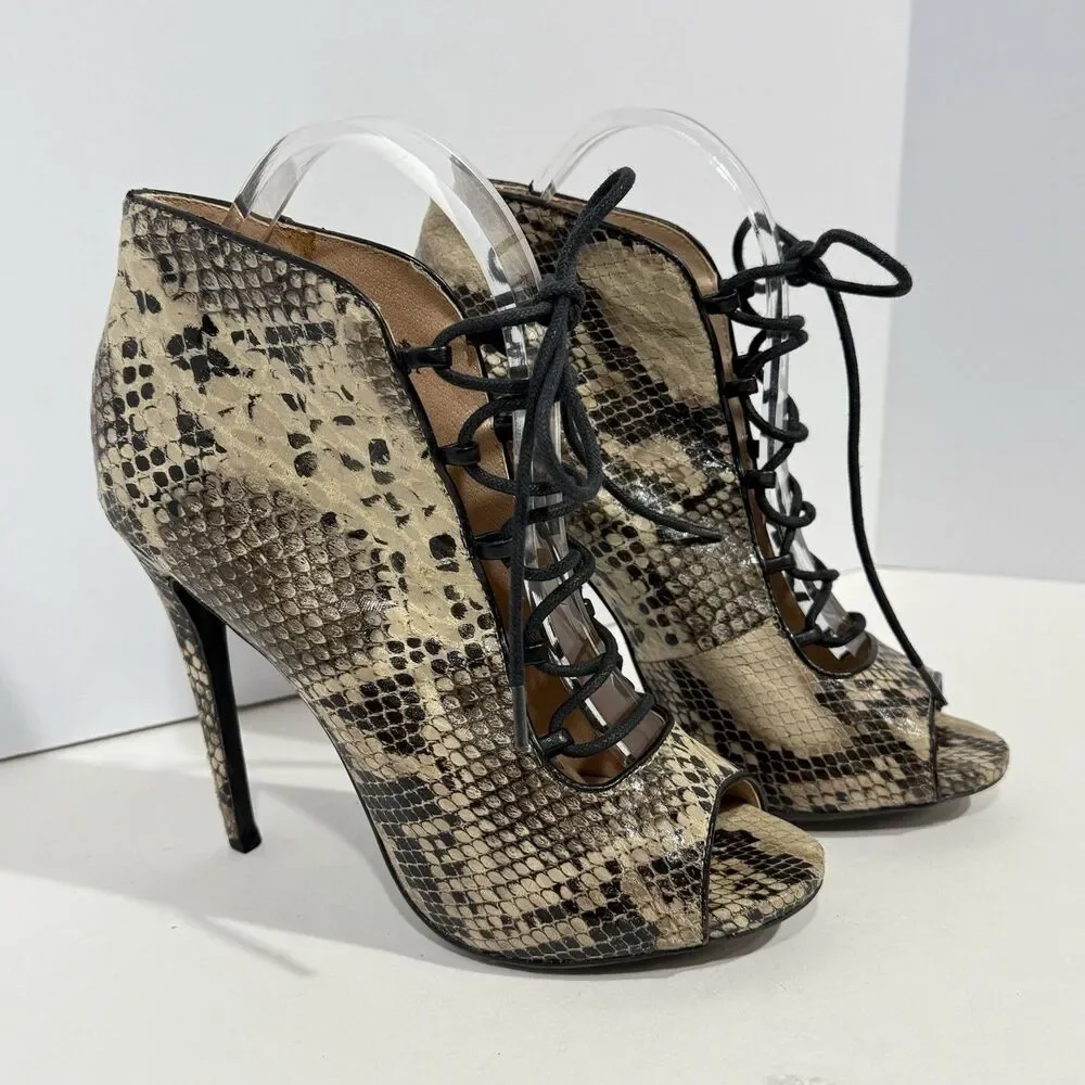 ZiGi Soho Martyr Women's Faux Leather Zipper Stiletto Ankle Boots Size 8 snake - Picture 2 of 16